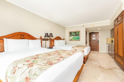 Luana Waikiki Hotel & Suites Apartahotel in McCully-Moiliili