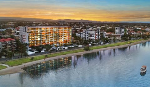 Silvershore Apartments on the Broadwater Apartahotel in Gold Coast