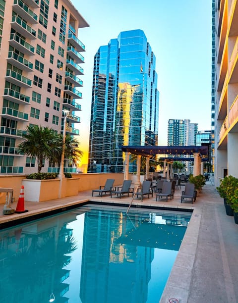 Pool view, Swimming pool