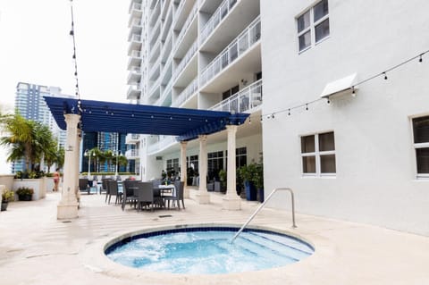 Pool view, Swimming pool