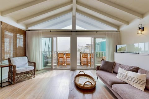 Bayfront Beauty II House in Balboa Peninsula