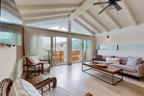 Bayfront Beauty II House in Balboa Peninsula