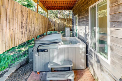 The Beach Bunkhouse House in Pacific City