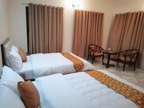 Maple Crest Service Apartment Hotel in Dhaka