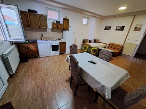 Kitchen or kitchenette, Living room, Dining area