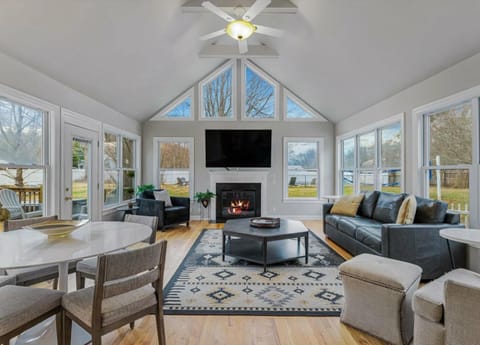 Living room, fireplace