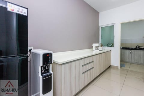 Coffee/tea facilities, Kitchen or kitchenette