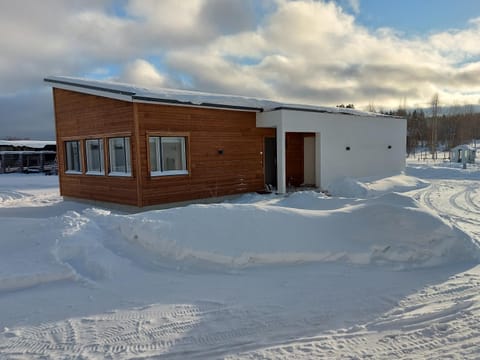 Property building, Winter