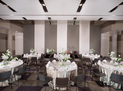 Banquet/Function facilities, Meeting/conference room