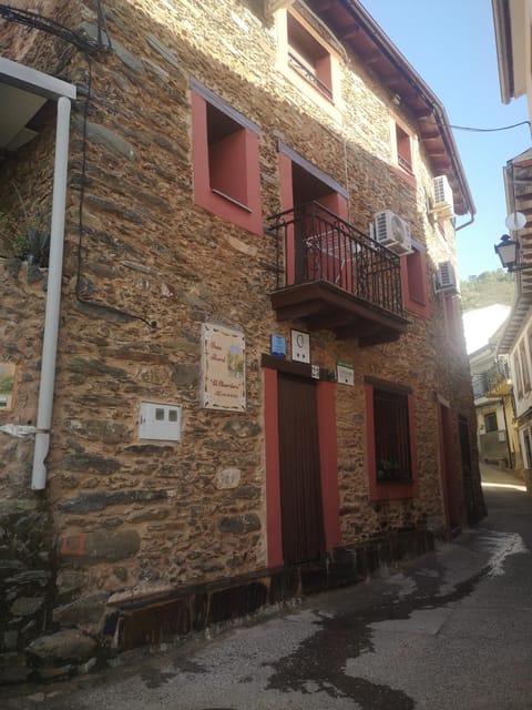 Casa Rural El Chorritero Country House in Sierra de Gata