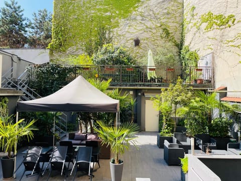 Garden, Solarium, Table tennis, Breakfast, Inner courtyard view