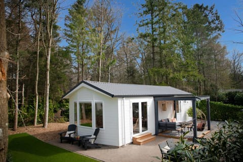 StayatSas Tiny House Sam in de bossen op de Veluwe! House in Epe