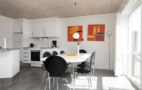 Amazing Apartment In Lkken With Wifi Condo in Løkken