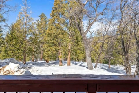 Yosemite West Condos Hotel in Tuolumne County