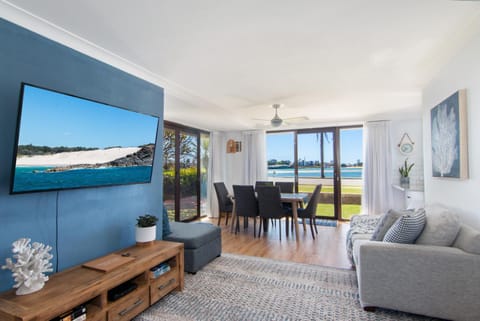 Time and Tide 1 Condo in Tuncurry