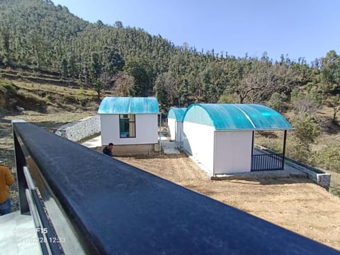 Oak Retreat Huts Bed and Breakfast in Shimla