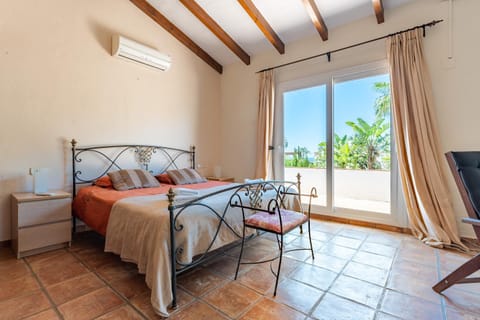 Property building, Living room, Bedroom