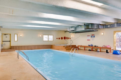 1 Mi to Dillon Reservoir Condo Retreat in Frisco! Apartment in Frisco