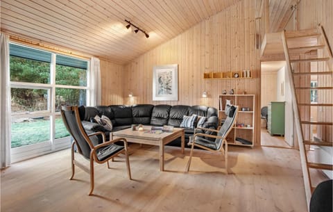 Stunning Home In Jerup With Kitchen House in Frederikshavn