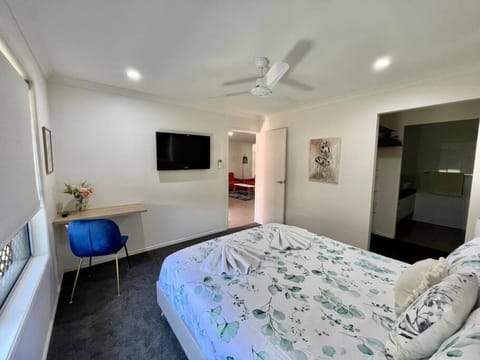 Lux in Bundy - Wifi, AC, Netflix and comfort Wohnung in Bundaberg