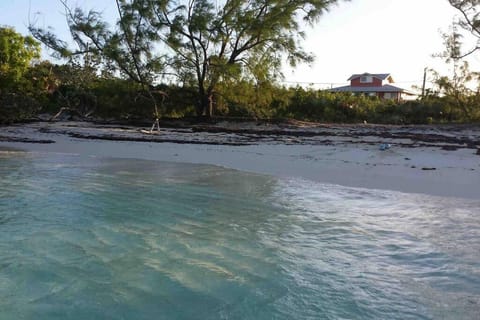 Ruby - Ocean view with privacy Villa in Exuma, The Bahamas