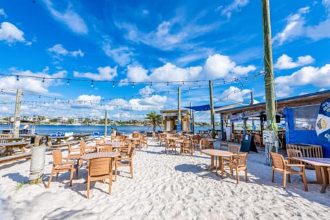 Ocean Breeze East Apartment in Perdido Key