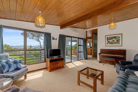 Te Whare Rākau - Paihia Holiday Home House in Paihia