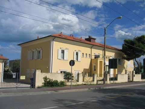 Residenza Villa Margherita Apartment hotel in Rimini