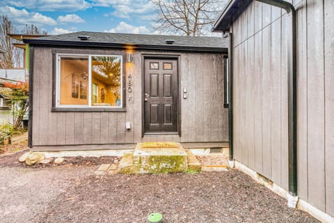 Pearl Place House in Eugene