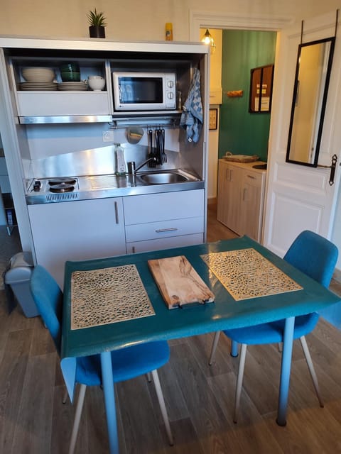 Studio 10, très bien placé, parking wifi gratuit Apartment in Bagnoles de l'Orne Normandie