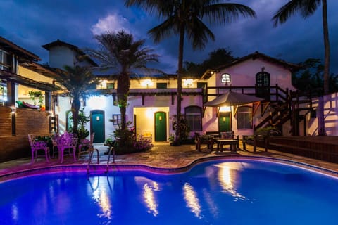 Property building, Night, Pool view, Swimming pool, sunbed