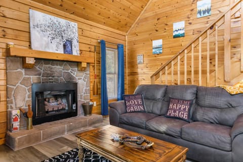 Serenity, A Rustic Log Cabin Retreat House in Sevierville