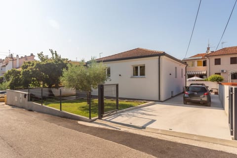 Casa Fabris with Pool House in Istria County