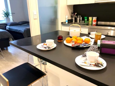 Coffee/tea facilities, Kitchen or kitchenette