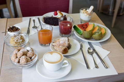 Food close-up, Food and drinks, Food, Breakfast, Continental breakfast