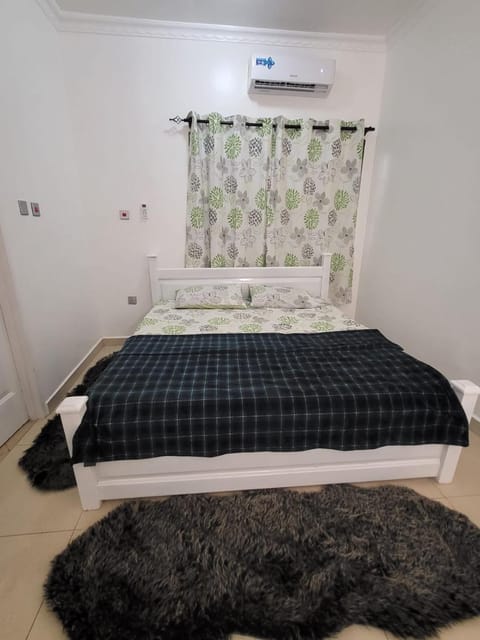 SUCCESS ROOM Ensuit - East Legon, Adjiringanor Vacation rental in Accra