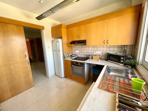 3Bdr apt Pizza Hut By Platform 357 Apartment in Nicosia City