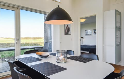 Lovely Home In Ringkbing With House A Panoramic View Maison in Søndervig