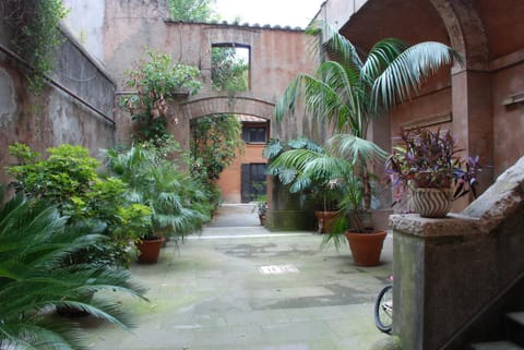 Garden, Garden view, Internal: Not applicable to any particular room