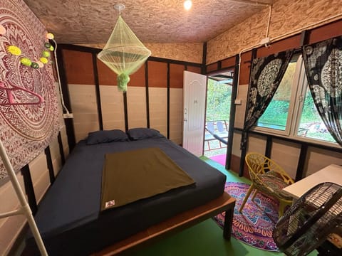 Hippy Hut Koh Chang Bed and Breakfast in Koh Chang Tai