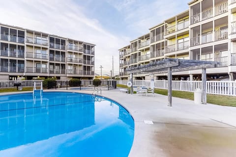 Island Beach & Racquet Club II House in Atlantic Beach