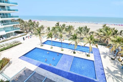 Skiing, Pool view, Sea view