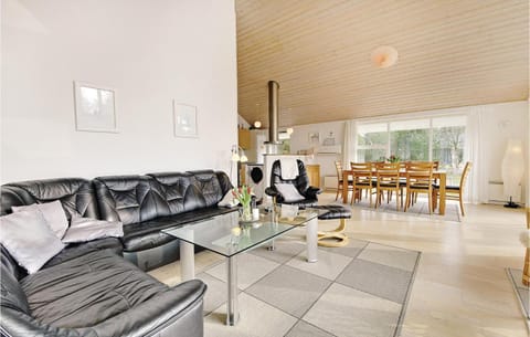 7 Bedroom Stunning Home In Herning House in Central Denmark Region