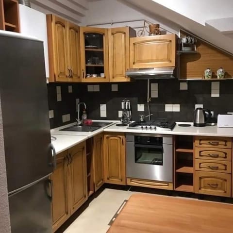 Затишна квартира в спальному районі Condo in Lviv