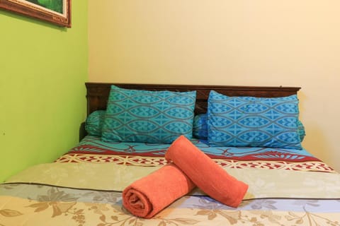 Kubu Turah Homestay Bed and Breakfast in Kuta