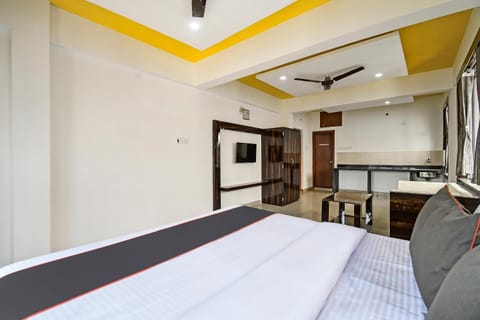OYO DLF STAR GUEST HOUSE Hotel in Kolkata