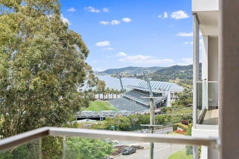 Cool Coastal Pad with Panoramic Water Views Condo in Gosford