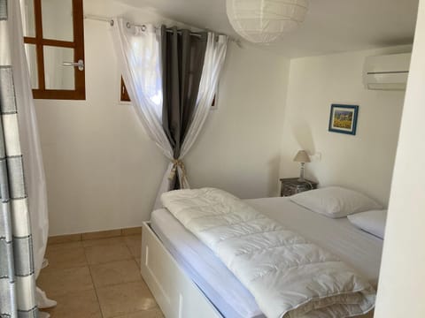 Gîte Encore Un Soir House in Hyères