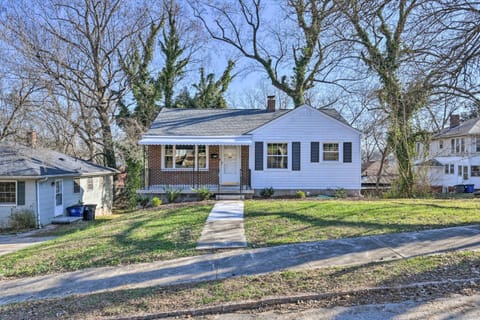 Mid-Century Modern Cottage in Ardmore Area! House in Winston-Salem