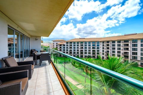 K B M Resorts- HKH-504 Luxury 3Bd villa, ocean view, sleeps 10, close to beach and pool Appartamento in Kaanapali